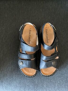 Women’s Finn Comfort Sandals